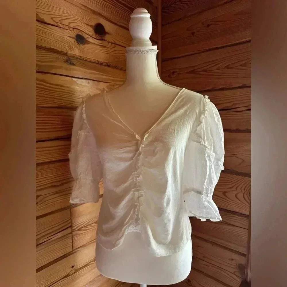 Anthropologie puff sleeved front gathered peasant white blouse size medium​